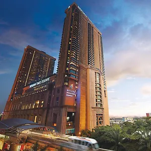 Berjaya Times Square Hotel, Otel